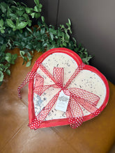 Load image into Gallery viewer, 00 Be My Valentine
